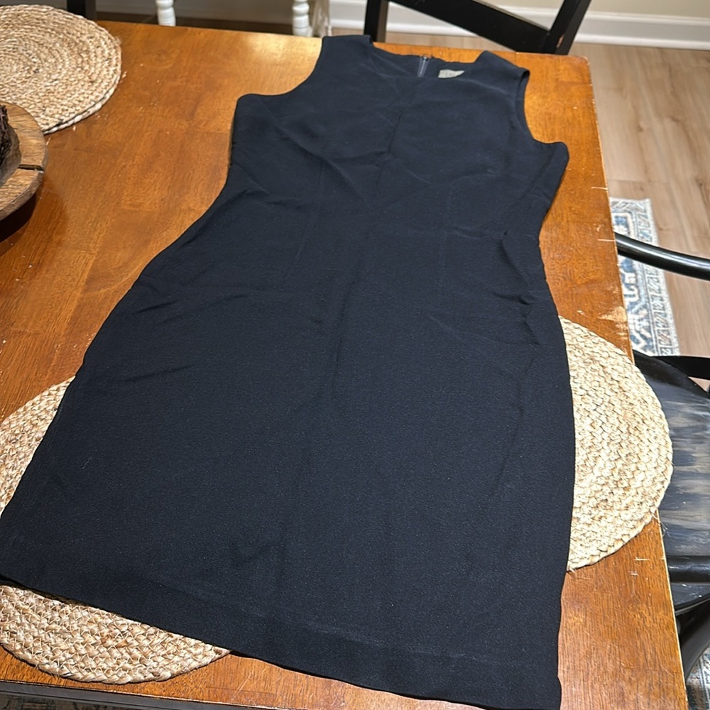 Uniform by John Paul Richard lined black sleeveless sheath/suit dress. Sz 10 EUC